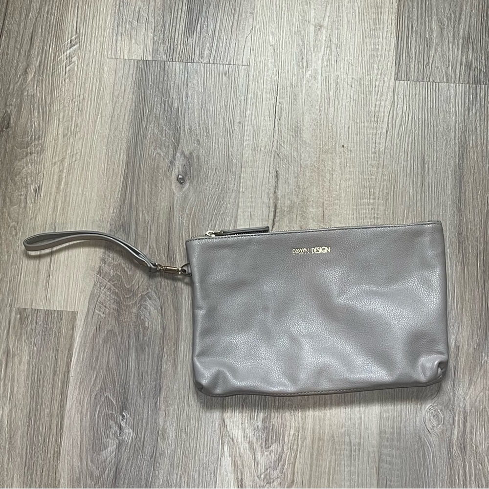 Fawn Design the changing clutch gray‎